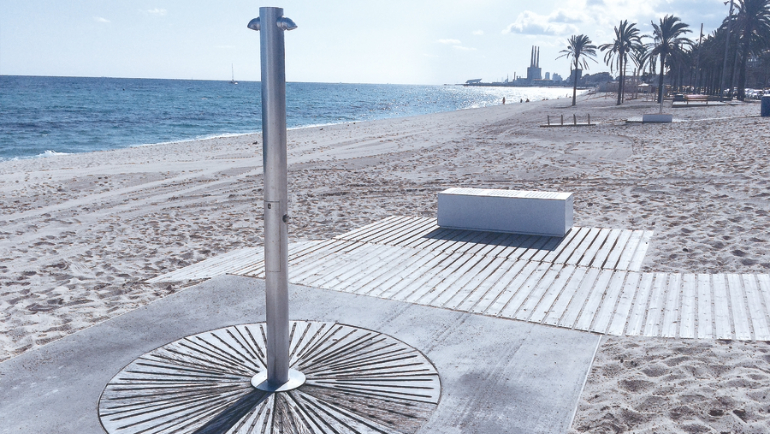 Commercial Pool Shower & Outdoor Showers