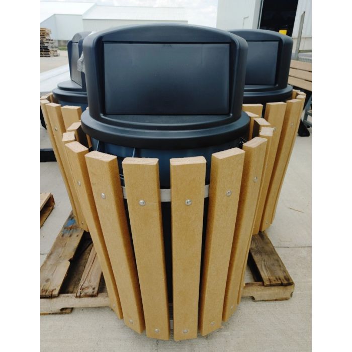32 Gallon Trash Receptacle