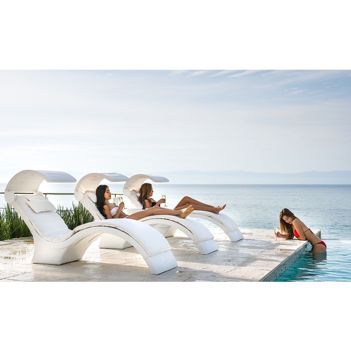 Signature Chaise Deep