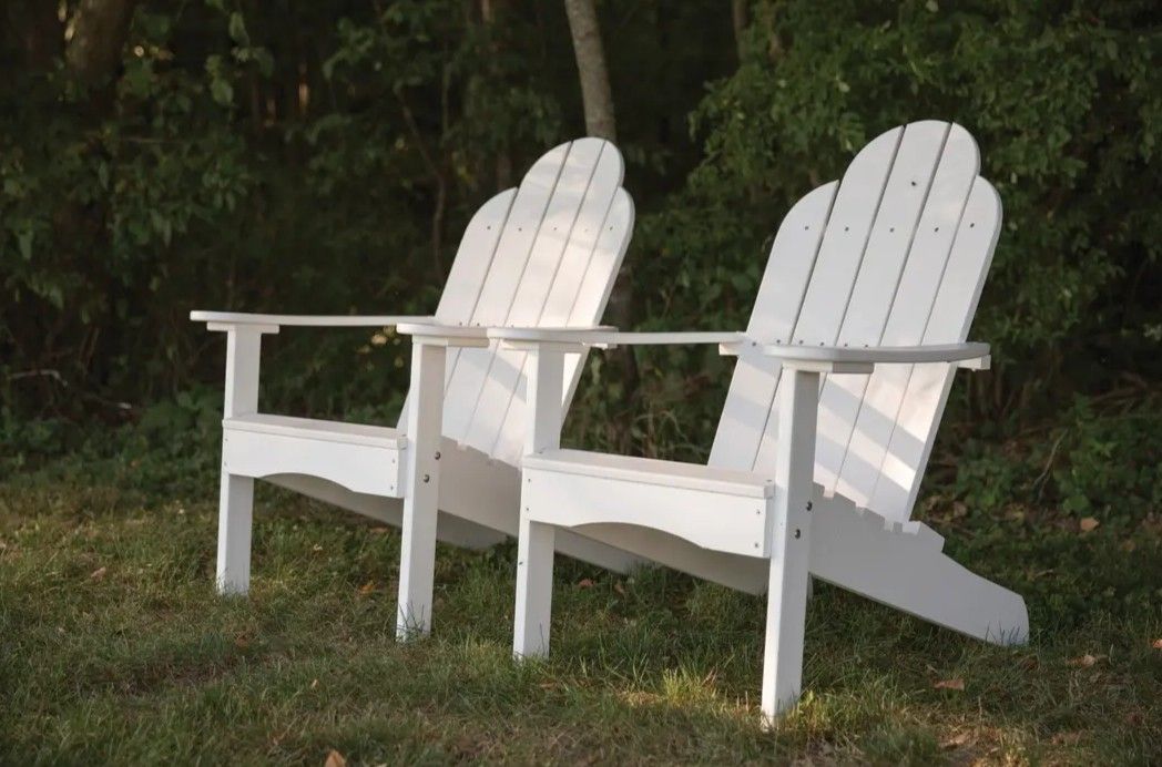 Classic Adirondack Chair