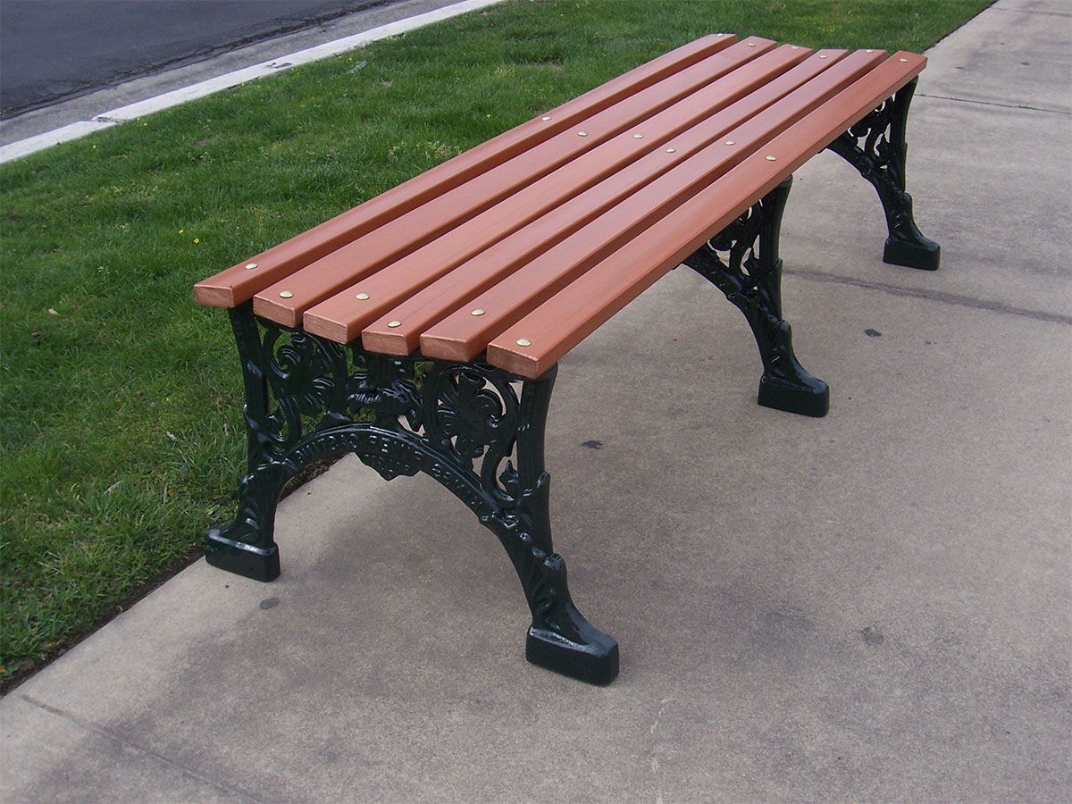 Renaissance Backless Bench with Recycled Plastic Slat Seat