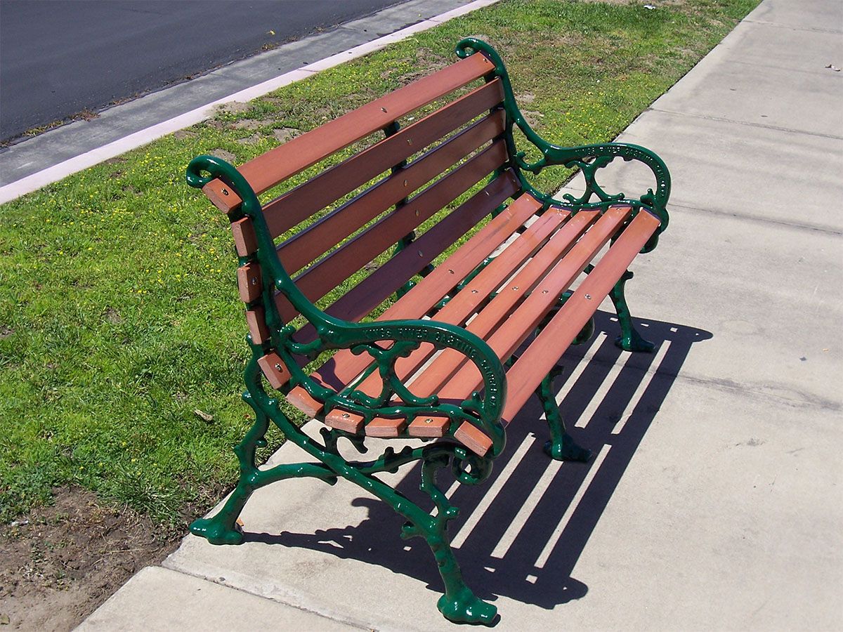 Woodland Bench with Recycled Plastic Slat Seat and Back