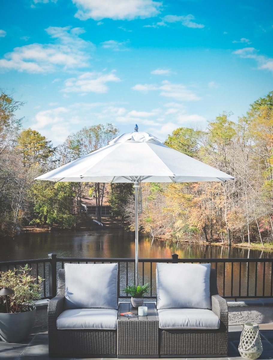 Greenwich Series Octagon Aluminum Market Umbrella
