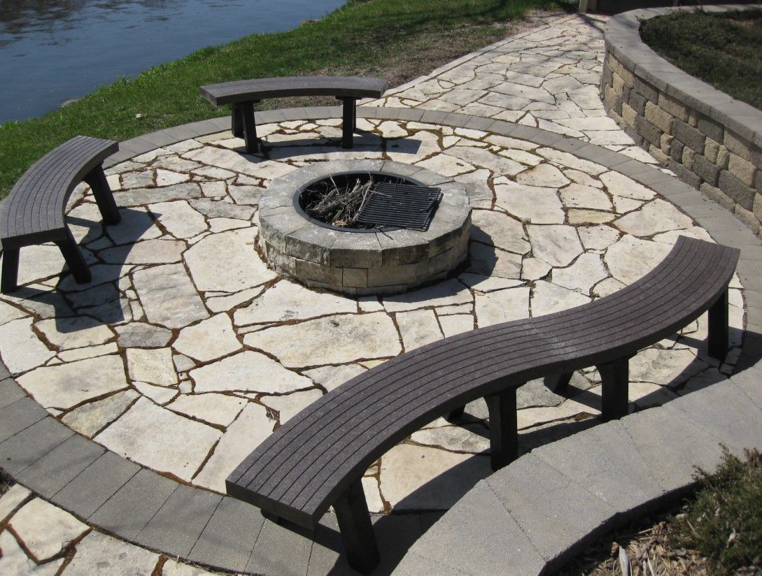 Mesa Bench w/ Black legs