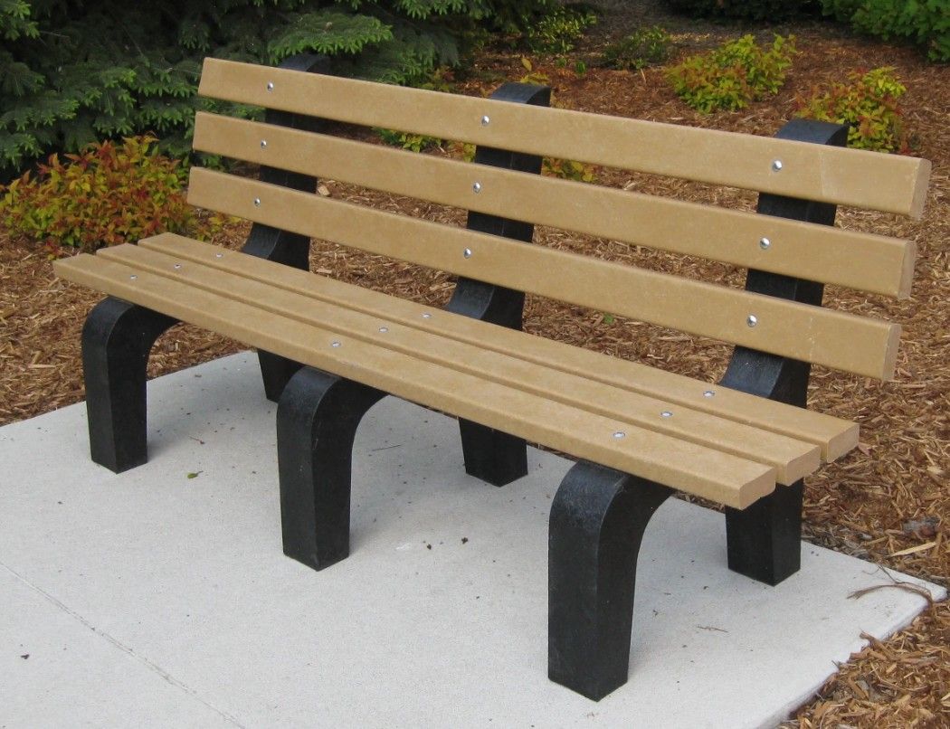 Traditional Bench w/ Black Legs