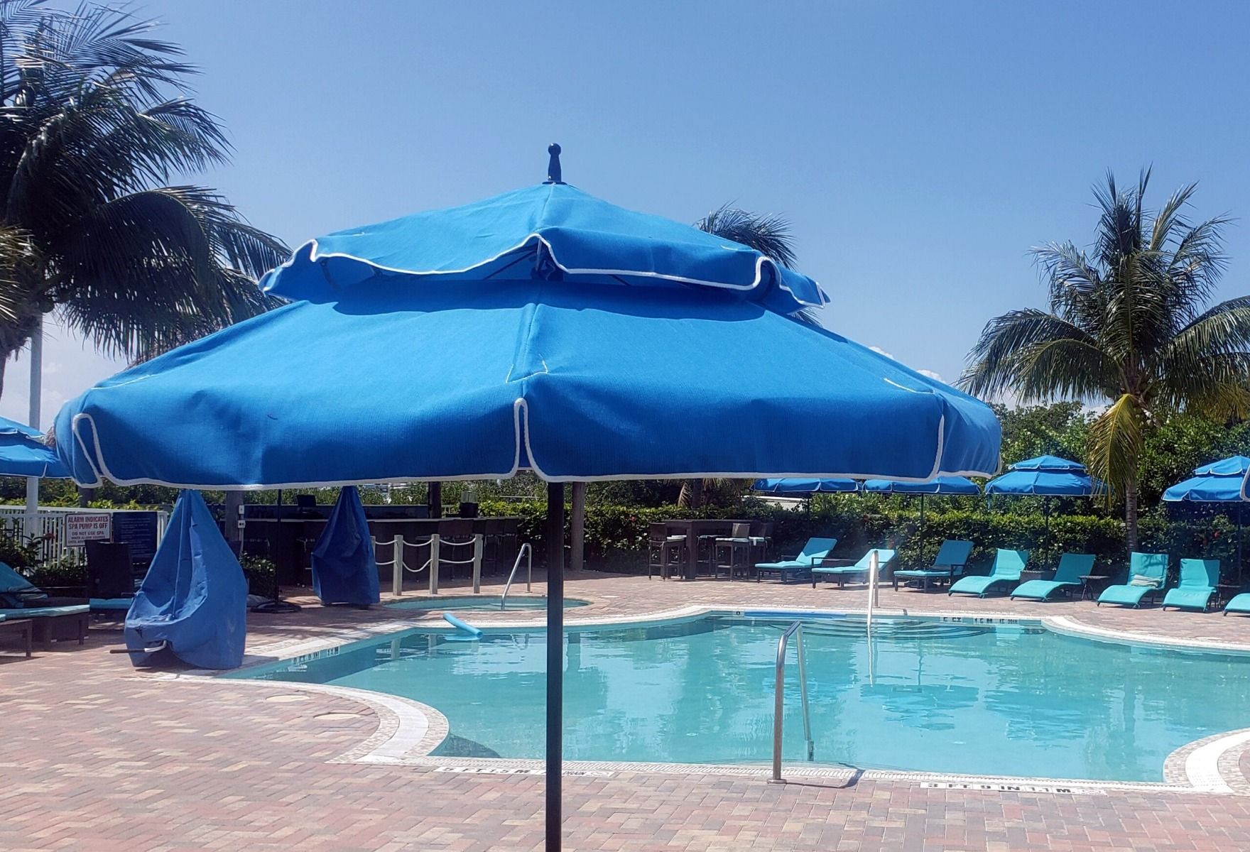 Key West Umbrella, 8.5 Foot Diameter