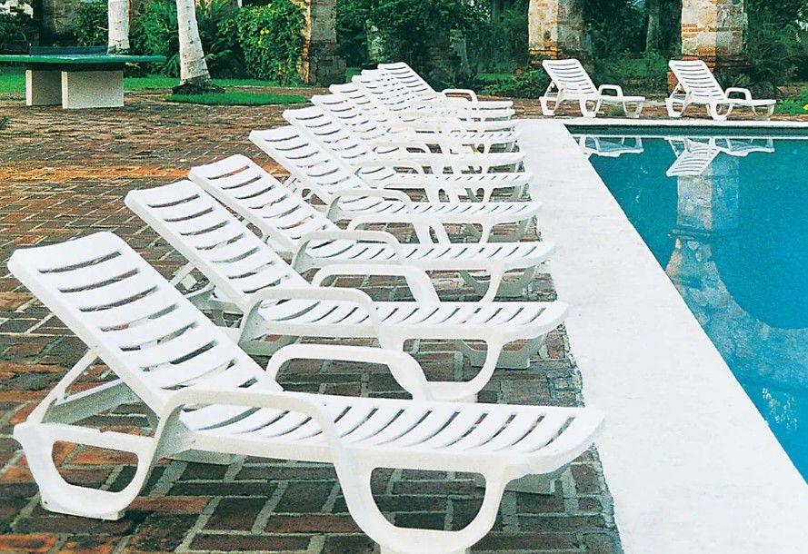 Bahia Chaise Lounge